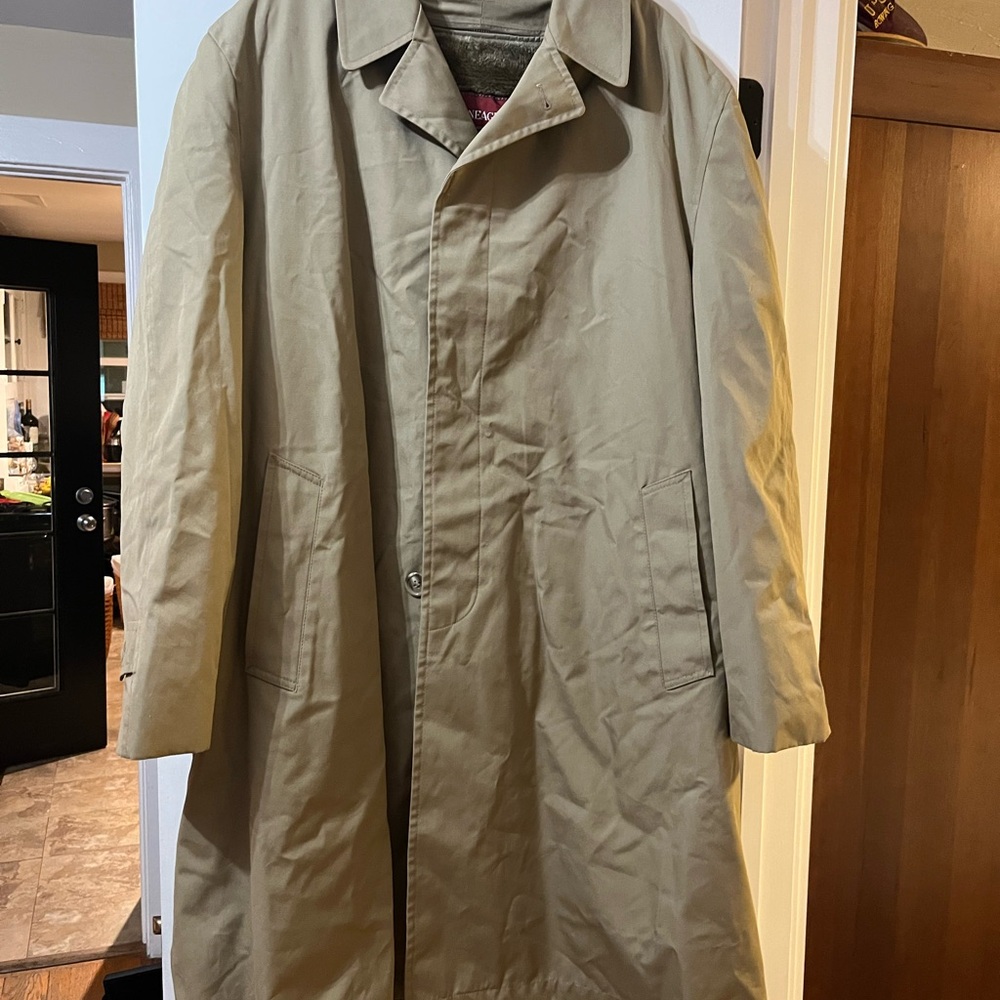 Men’s Detachable fur lining Stylish Beige Trench Coat